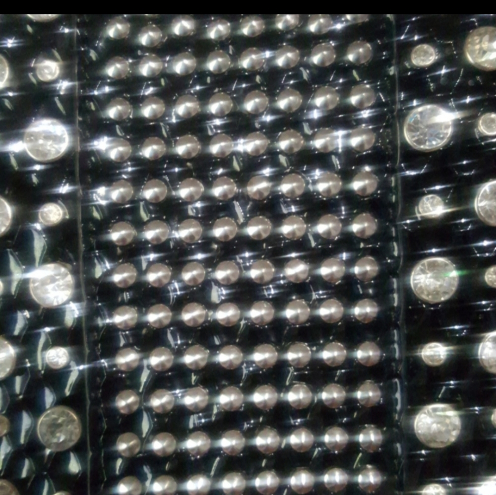 Handbag - Picture 3 of 15